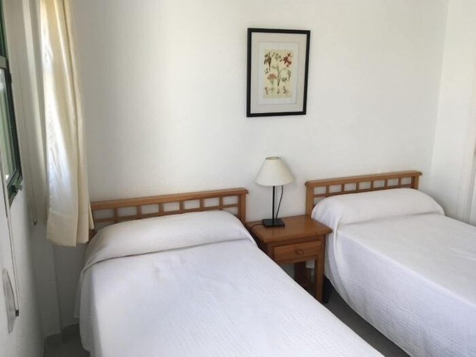 Bedroom 3, Apartamentos Torrelaguna-45, Almería