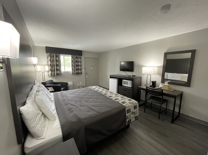 Bedroom 2, Embassy Inn, Lewis