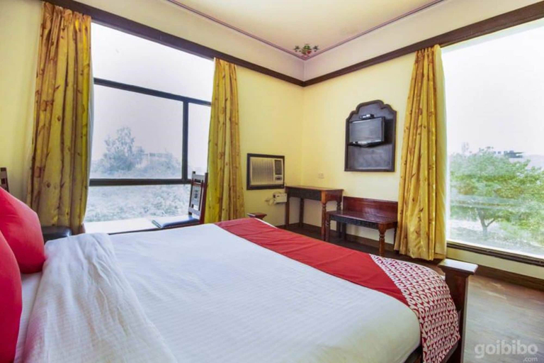 Bedroom 2, Hotel Golden Ram Vilas, Jaipur