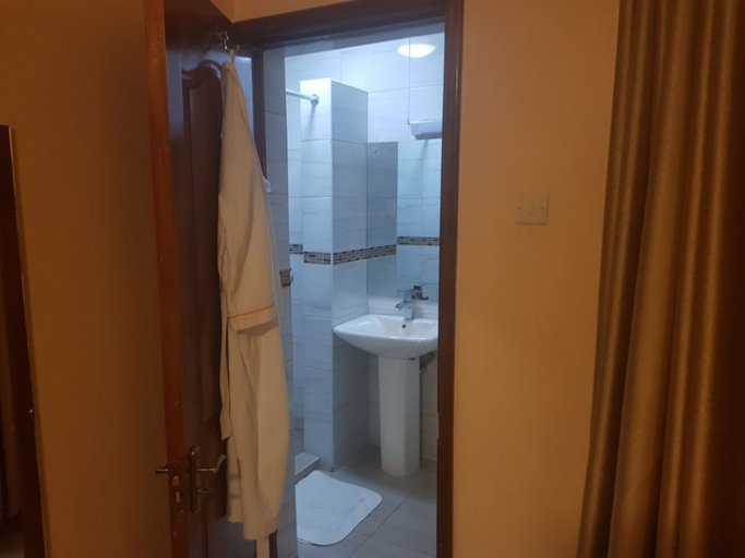 Bathroom 3, Desert Rose Resort, Kisumu Central