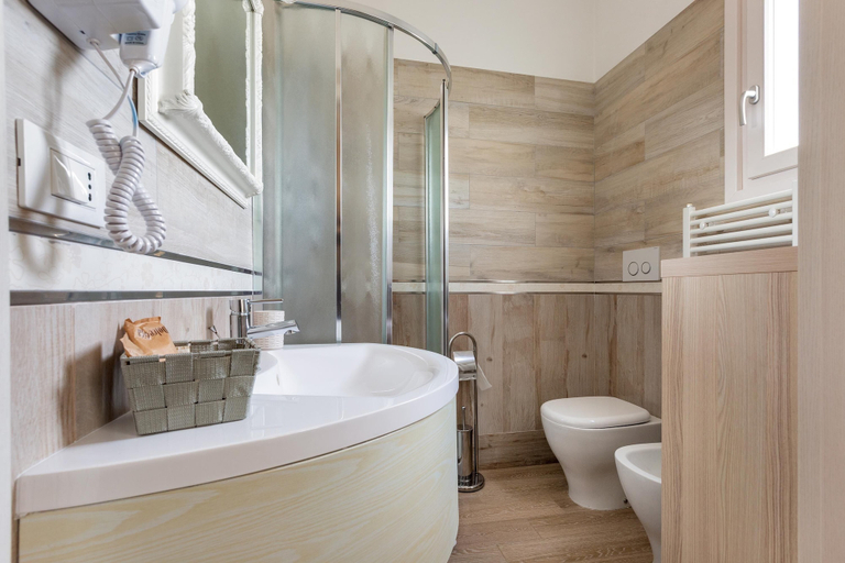 Bathroom 4, Aria di Barocco, Lecce