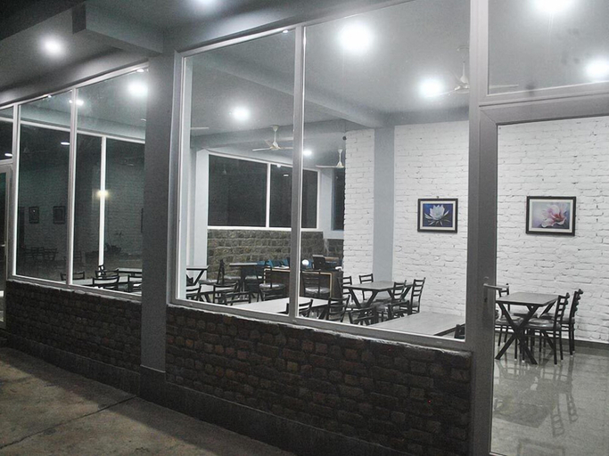 Food & Drinks 4, Himalayan Off Trails, Kangra