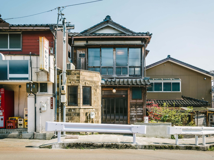 Exterior & Views 2, Sansuikyo Machiya House, Kanazawa