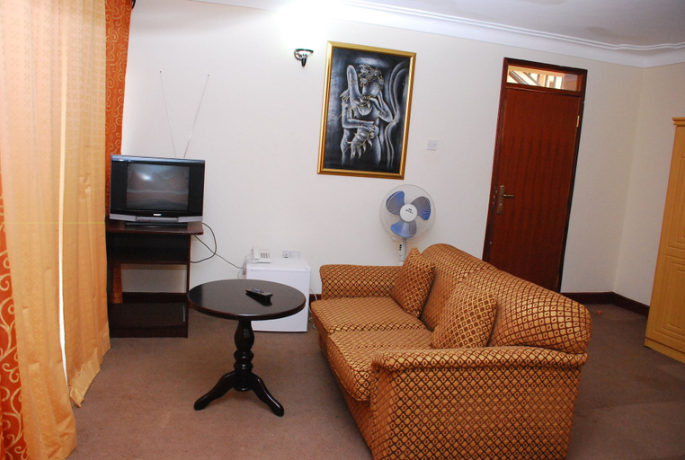 Others, Graceland Hotel & Gardens, Kampala