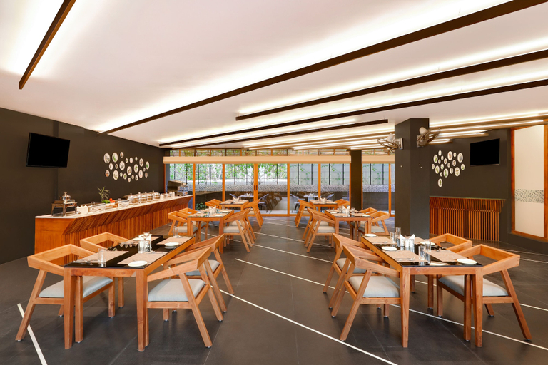 Food & Drinks 5, Keys Prima By Lemon Tree Hotels Thekkady, Theni
