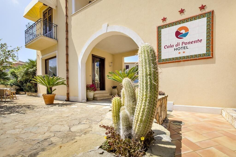 Exterior & Views 2, Cala di Ponente, Trapani