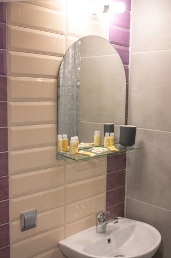 Bathroom 3, Hotel 55, Sankt-Peterburg gorsovet