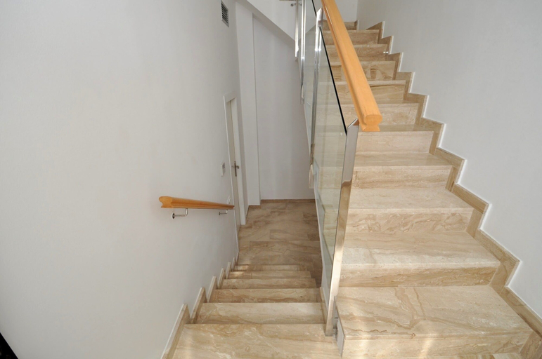 Others 5, Villa Tortuga, Girona