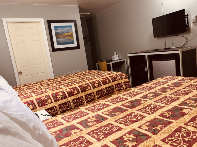 Bedroom 12