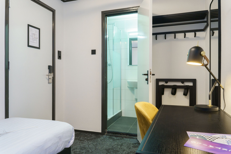 Bedroom 2, Hotel Pauw, Nijmegen