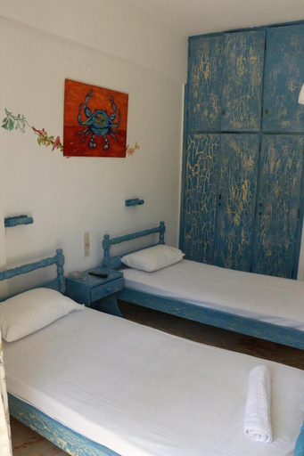 Bedroom 4, Gongis Studios, Ionian Islands