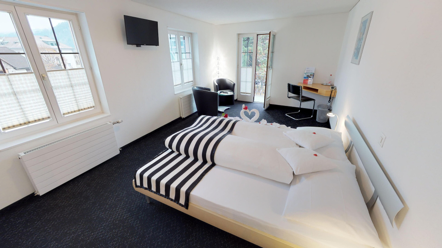 Bedroom 4, Hotel Seehof Superior, Sarganserland