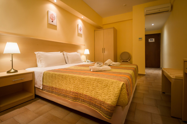 Bedroom 3, Hotel Coral, Ionian Islands