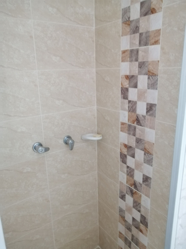 Bathroom 3, Café de Colores con balcon, Salento