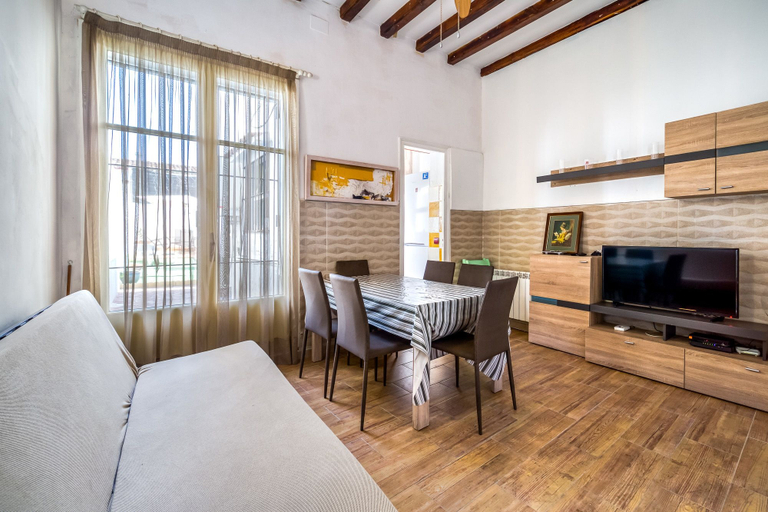 Others 4, Casa Cristofor Colom, Barcelona