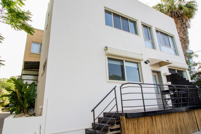 Exterior & Views 2, Carmel Boutique