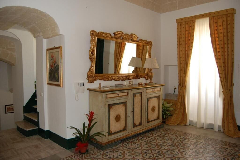 Bathroom 5, Casa Camilla, Taranto