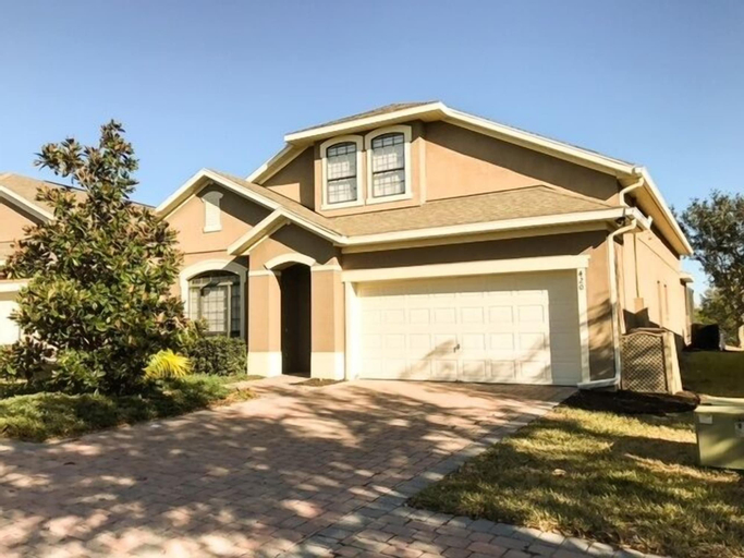 Extended Pool Deck With Spa 2 King Suites! 5 Bedroom Home by RedAwning, Polk