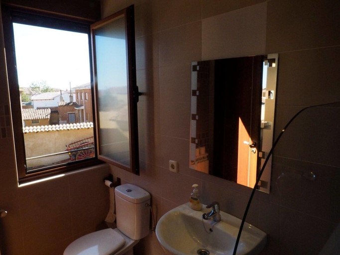 Bathroom 5, Hotel Rural Betania, León