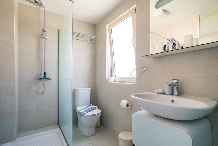 Bathroom 4, Three Stars Luxury Villas, Ionian Islands