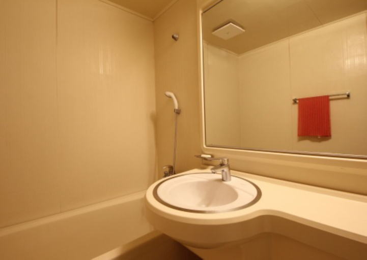 Bathroom 4, Yangji Park Hotel, Changwon