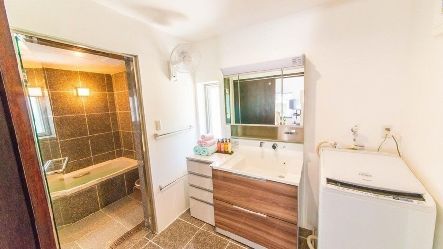 Bathroom 3, Nostalgy Garden, Ishigaki