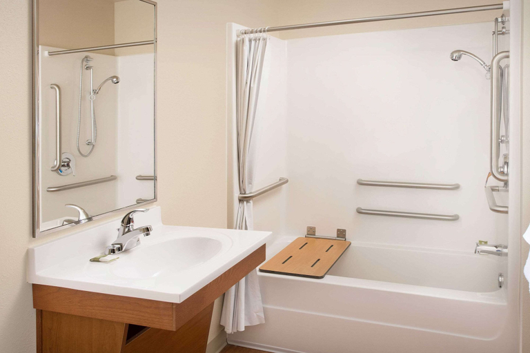 Bathroom 4, WoodSpring Suites Chattanooga, Hamilton