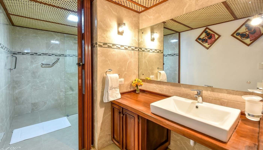 Bathroom, Villa Marfil by Casa de Campo Resort & Villas, La Romana