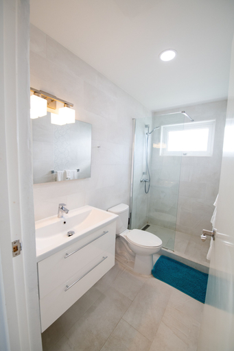 Bathroom 3, Beachfront Bella Horizonte 3