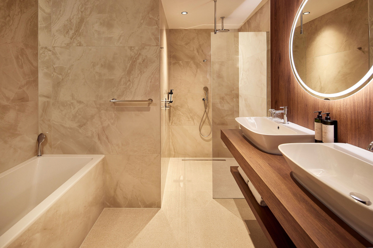 Bathroom 4, Van der Valk Hotel Lelystad, Lelystad