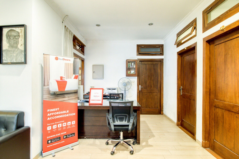 Public Area, RedDoorz Plus near Lempuyangan Station 4, Yogyakarta