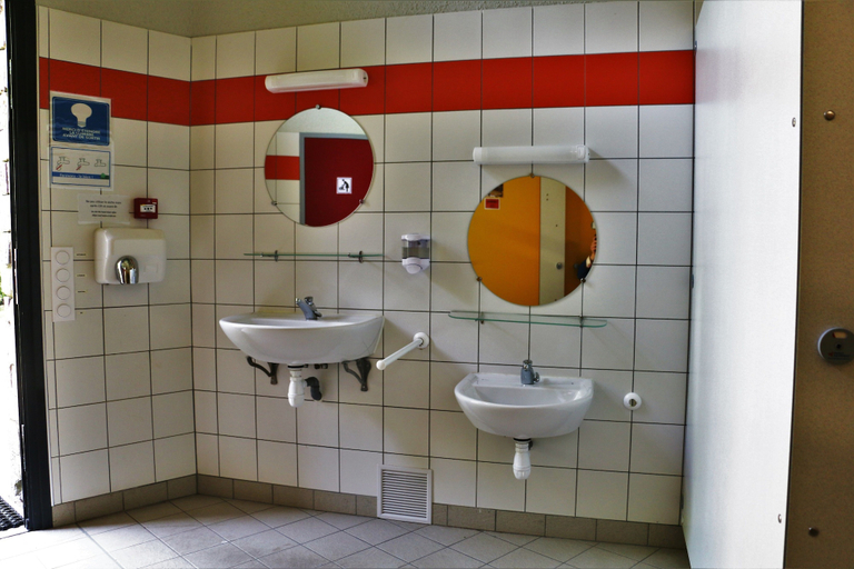Bathroom, Camping le Paisserou - Bungalow, Aveyron