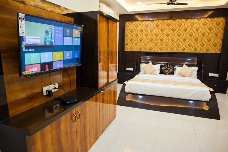Bedroom 3, Hotel Golden Bliss, Bhopal