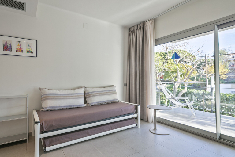 Others 5, Castellmar Apartments, Barcelona