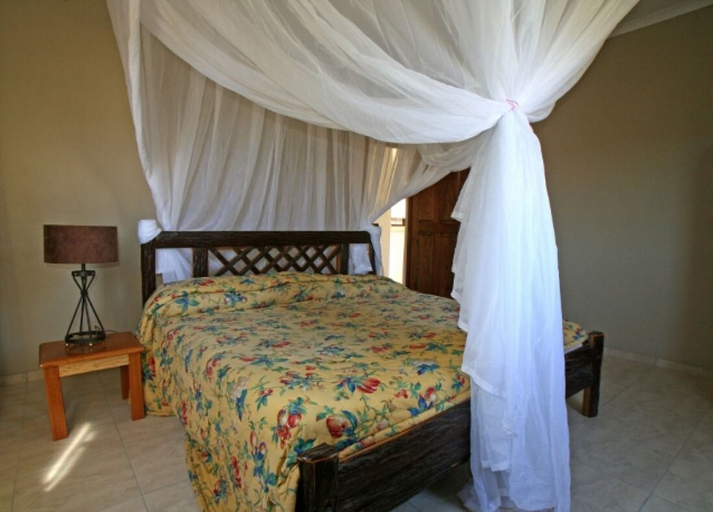 Bedroom 2, Lilin's Place, Bilene