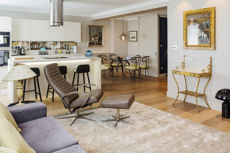 Others 5, Beautiful 2 Bed 2 Bath Flat in South Kensington, London