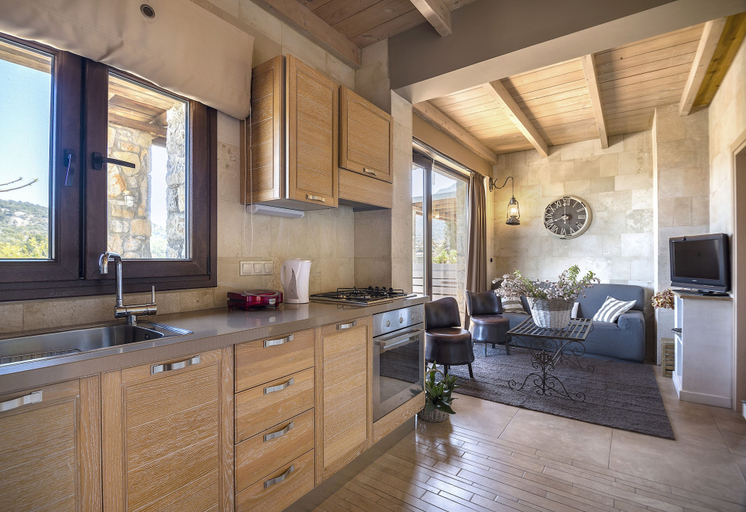Private kitchen 3, Pezoulia, Crete