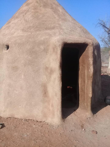 Others 5, Omapaha Traditional Hut, Outjo