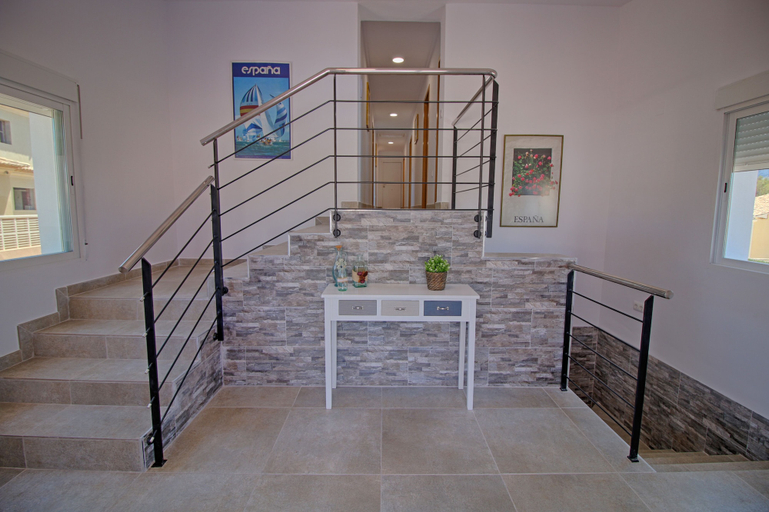 Others 5, Villa Magia, Alicante
