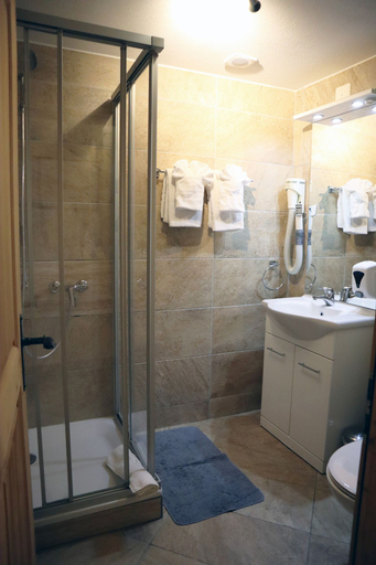 Bathroom 3, Gruyère-rooms, La Gruyère