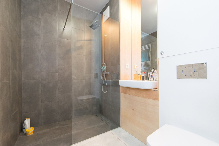 Bathroom, Main Trainstation one bedroom AC p4you, Kraków City