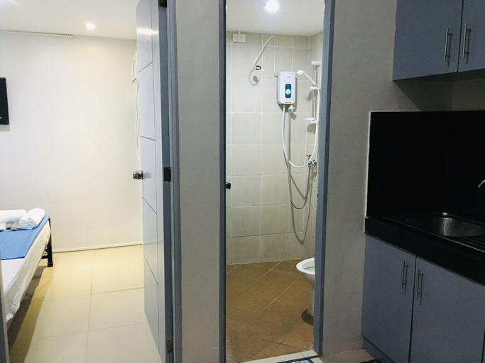 Bathroom, Star DeMakati Transient Inn, Makati City