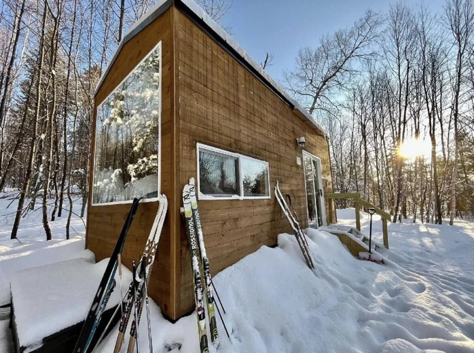 Exterior & Views 2, Trailside Stays, Grafton
