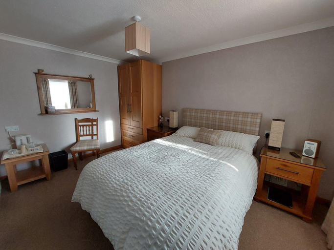 Bedroom 2, Chapelhill Croft Farmhouse B&B, Moray