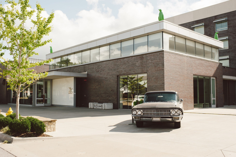 Exterior & Views 2, 21c Museum Hotel Bentonville, Benton
