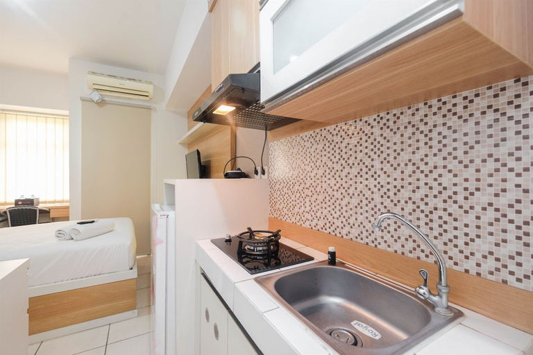 Others 4, Modern Studio with Great Lake View at Springlake Summarecon Apartment By Travelio, Bekasi