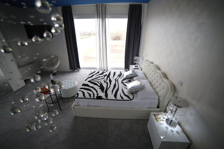 Bedroom 4, Notte Stellata, Cuneo