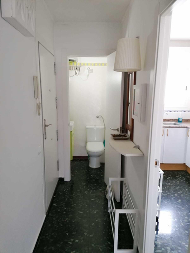 Others 5, Apartamento piscis, Barcelona