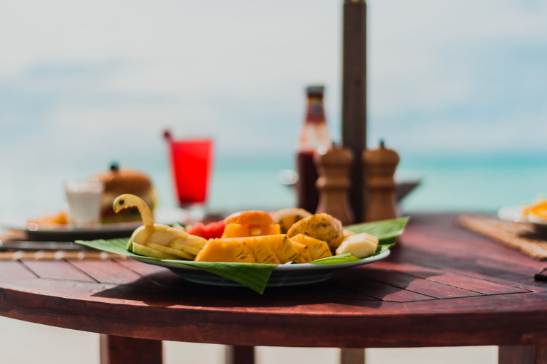 Food & Drinks 4, Club Kaafu Dhiffushi, Kaafu Atoll