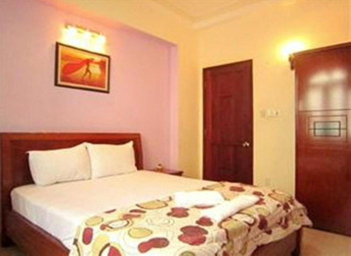 Bedroom 1, Song Hoa Hotel, District 2